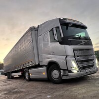 Volvo FH13 4X2 Евро 5  - УРАЛ ТРАК 